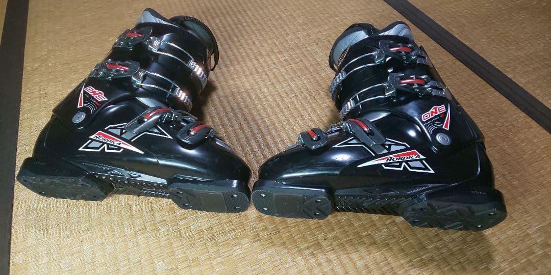 【値下】NORDICA ノルディカ ONE スキーブーツ ブラック/シルバー