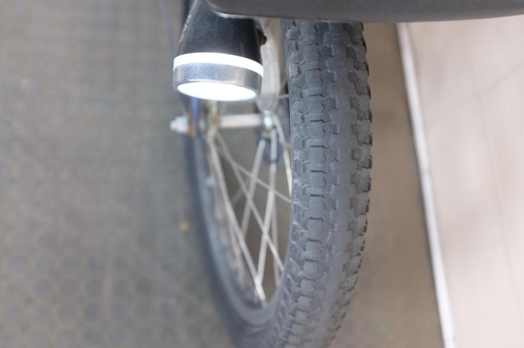 M*j様 電動自転車ヤマハPAS　KISS　20インチ　3段　8.7Ah充電器あ