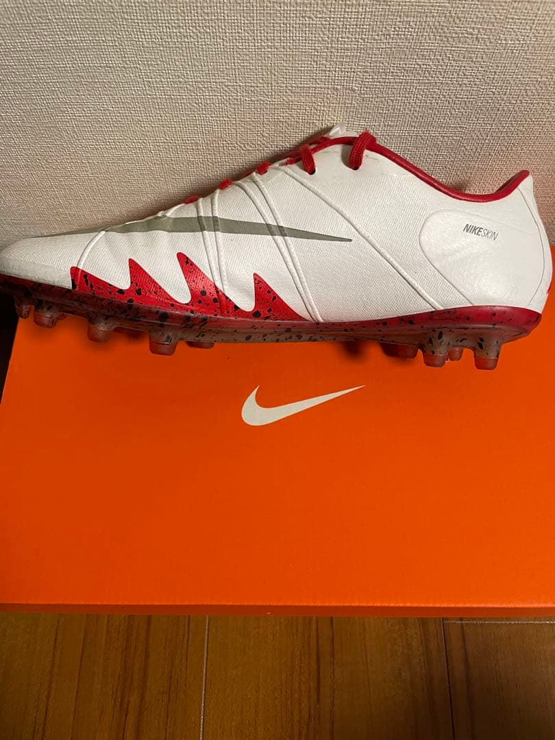 NIKE ハイパーヴェノム　ネイマール×ジョーダンコラボ　FG 26cm