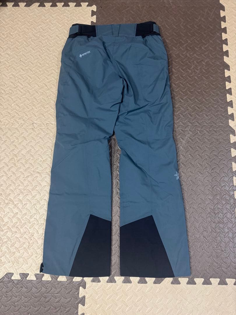 Goldwin GORE-TEX スキーウェア レディース 24ー25新作モデル