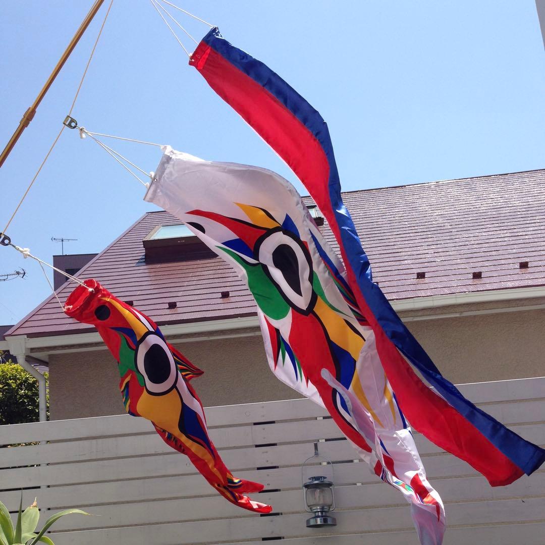 岡本太郎　こいのぼり　ベランダ