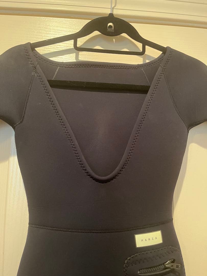 MARIA ウェットスーツ値下げ不可