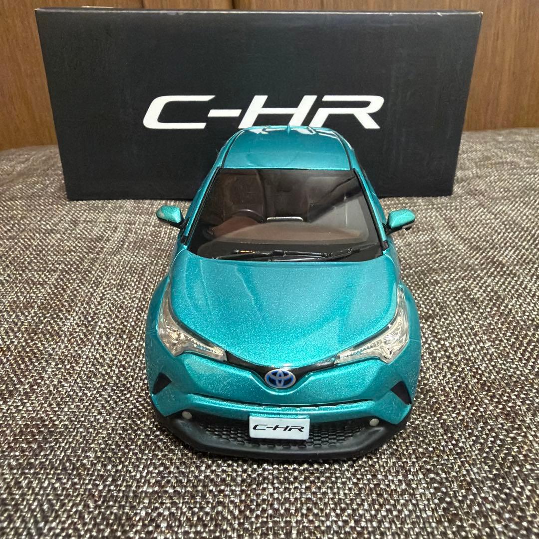 トヨタ　C-HRカラーサンプル