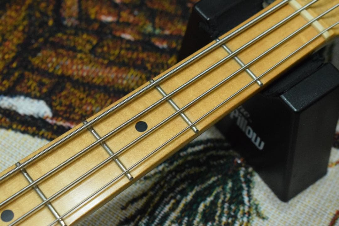 Blade Levinson Limited Jazz Bass 状態良好！