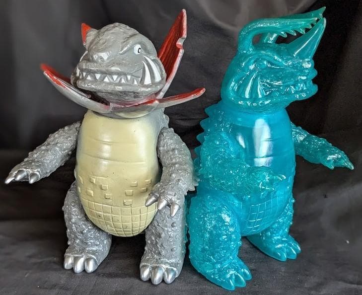 ガボラ＆クリア成型ネロンガ（マーミット）ソフビフィギュア２体セット