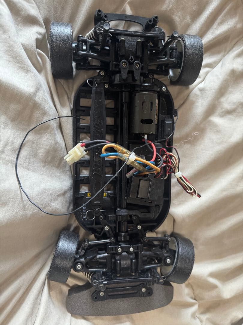 TT01 2台フルセット ボディー4個付き