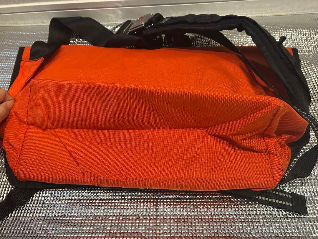 CHROME クローム メッセンジャーバッグ オレンジ ショルダー バイク ロゴ