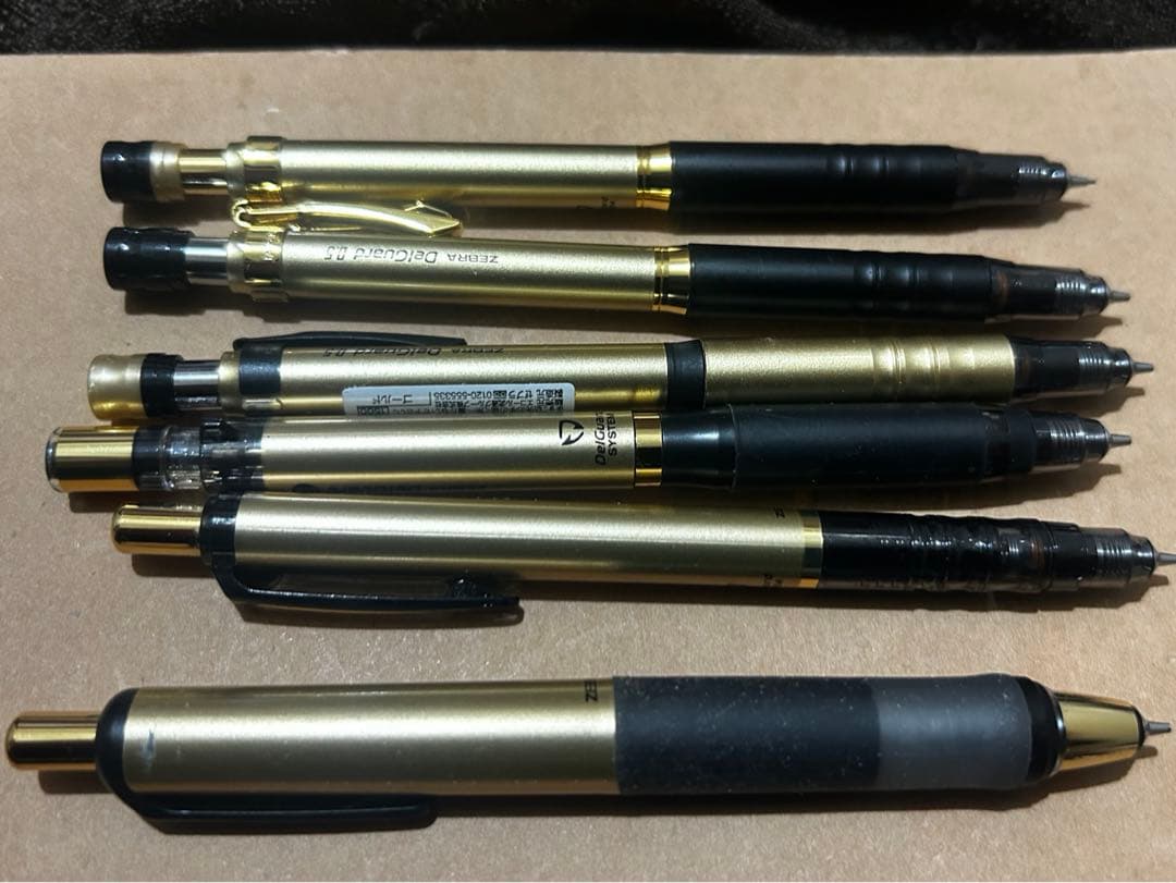 デルガード限定色含む16本＋その他3本