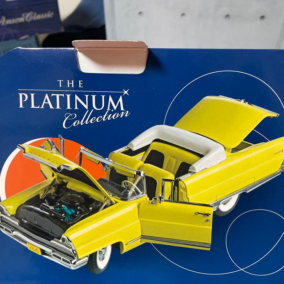 1956Lincoln premiere1/18 サンスター社　新品（黒）