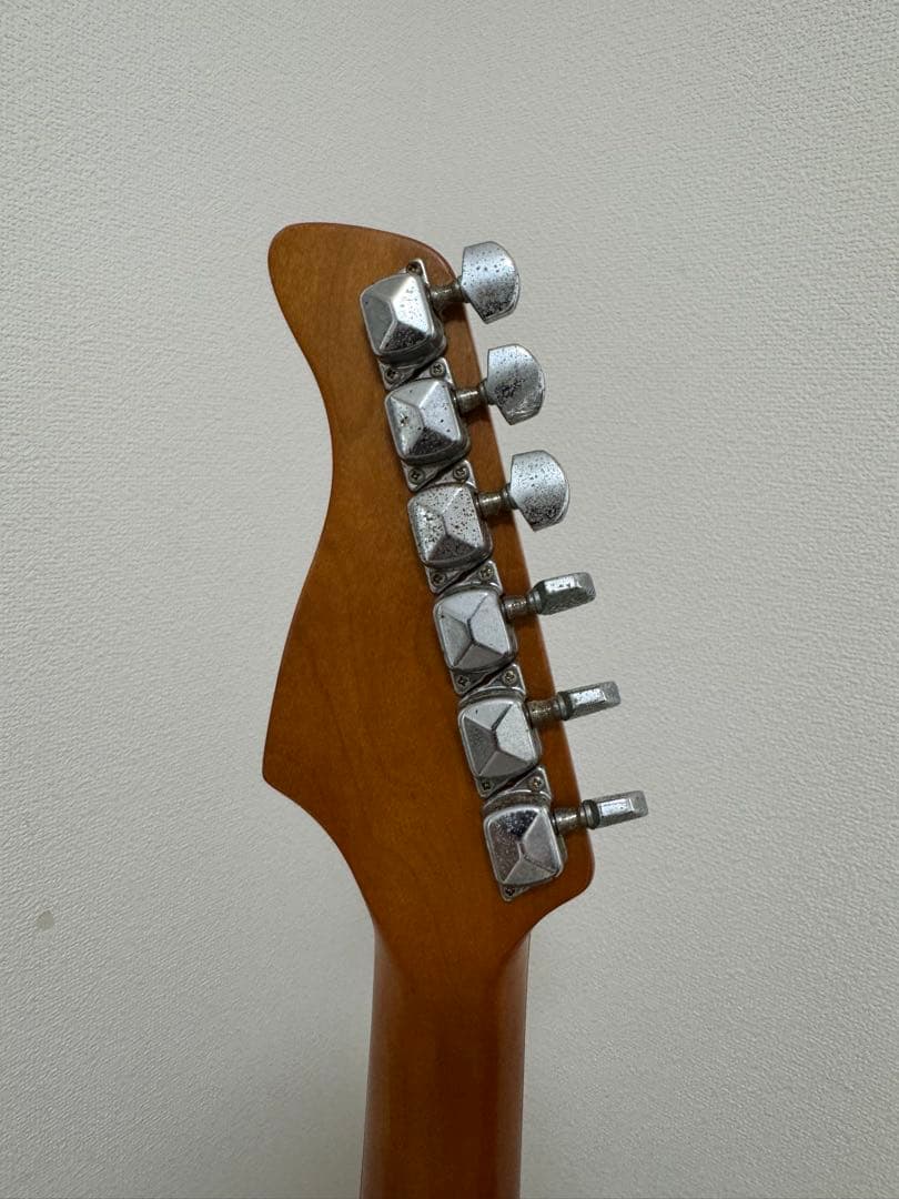 FERNANDES ストラトキャスタータイプ エレキギター