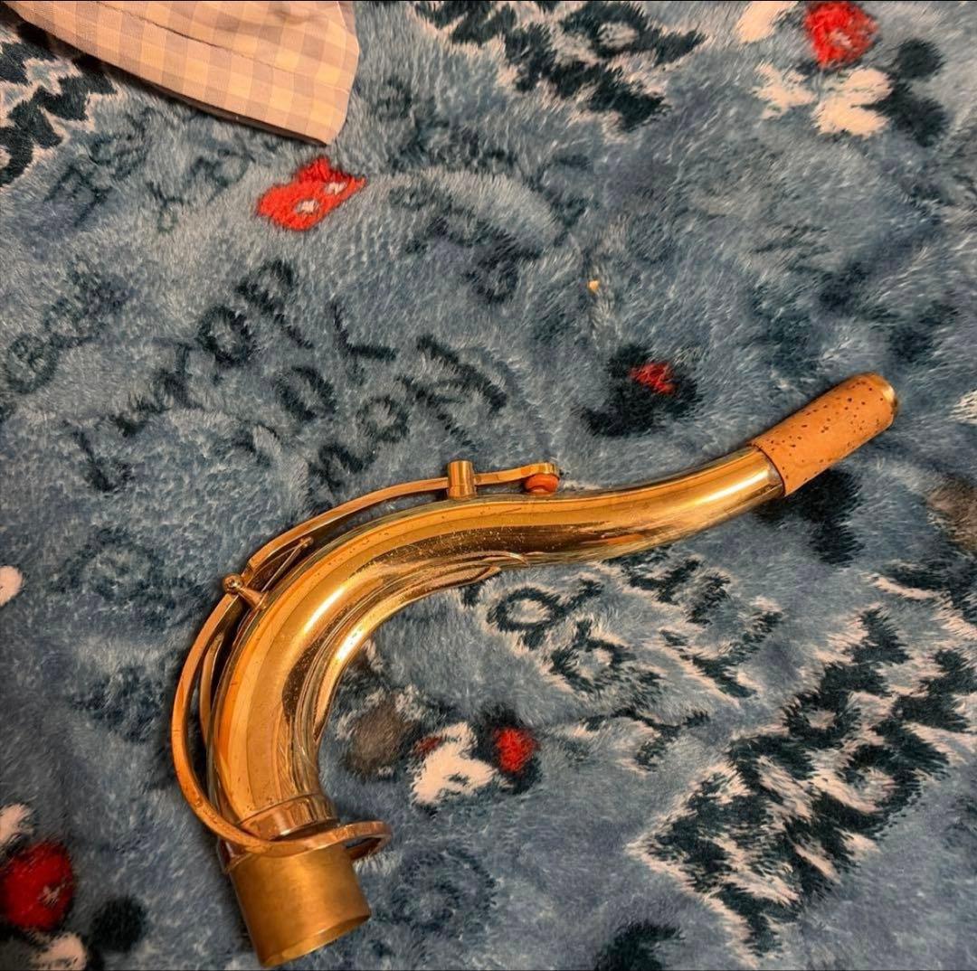 Yamaha YTS-61テナーサックス、ケースとマウスピース付き