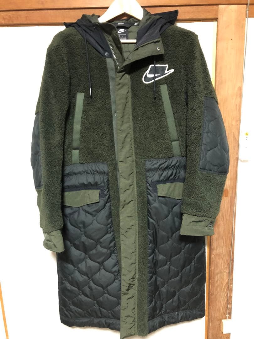 NIKEベンチコート　使用少ない極美品