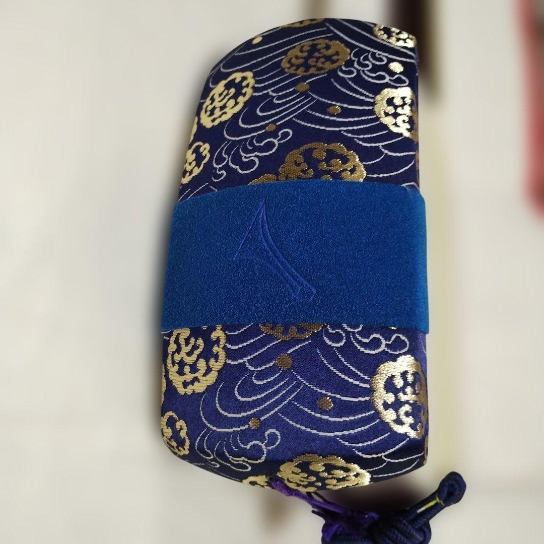 三味線 ハードケース、駒付き ！