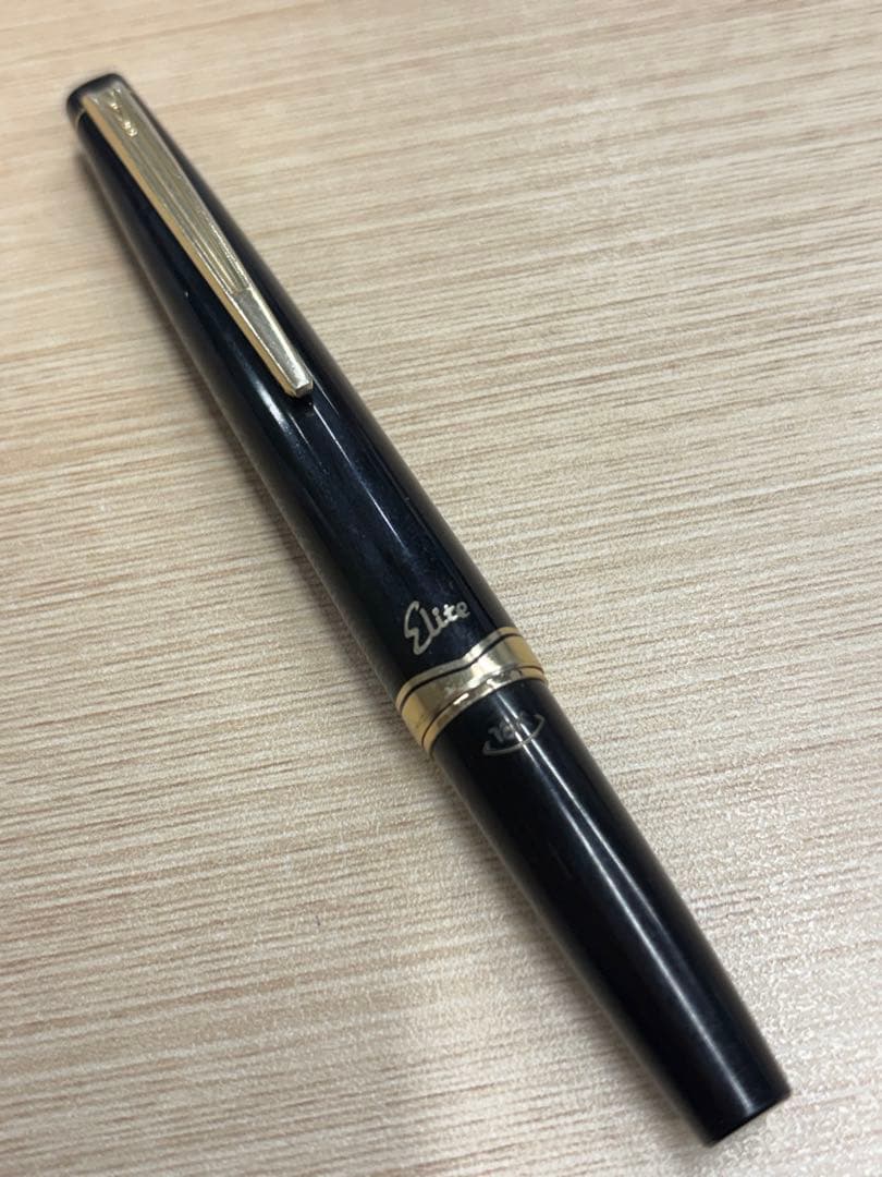 PILOT パイロット　万年筆　Elite エリート ペン先18K インクなし