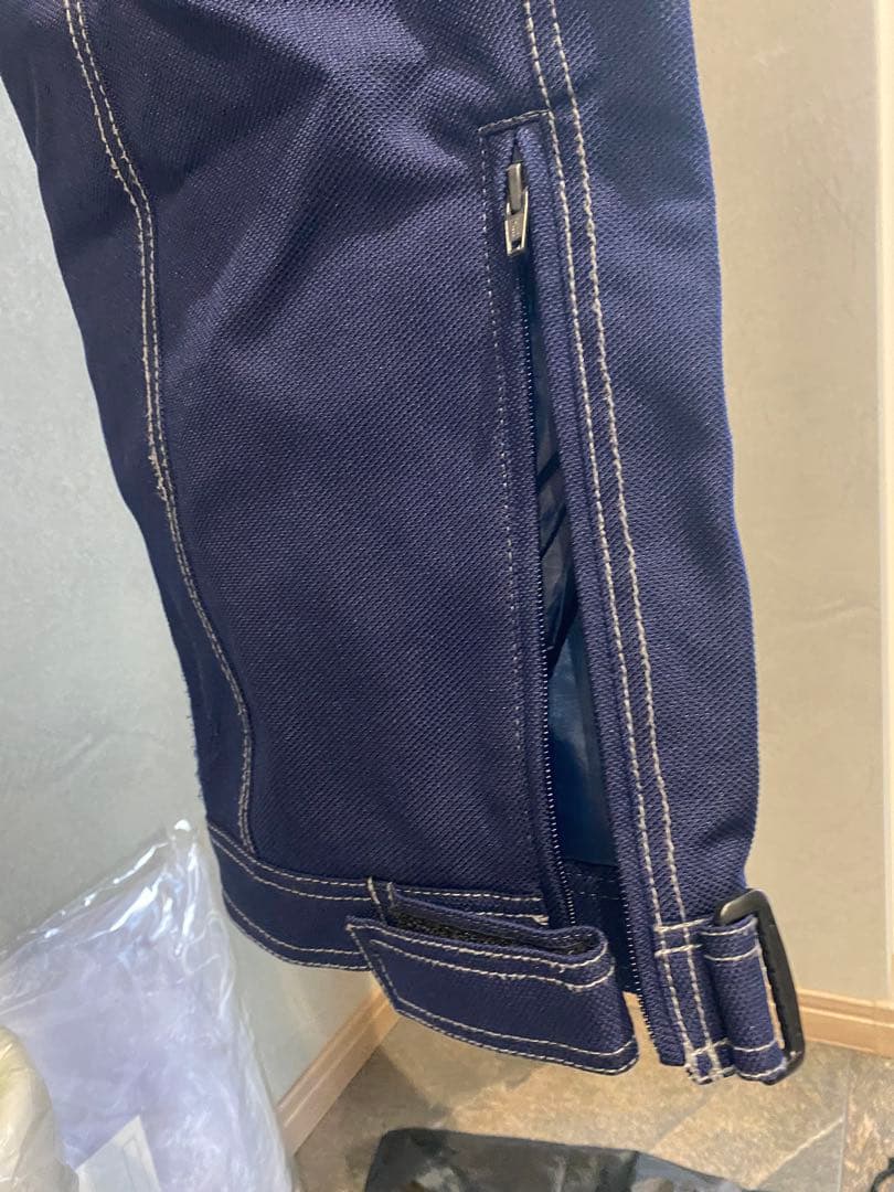 美品☆DESCENTE デサント スキーウェア　上下セット　上S 下SS