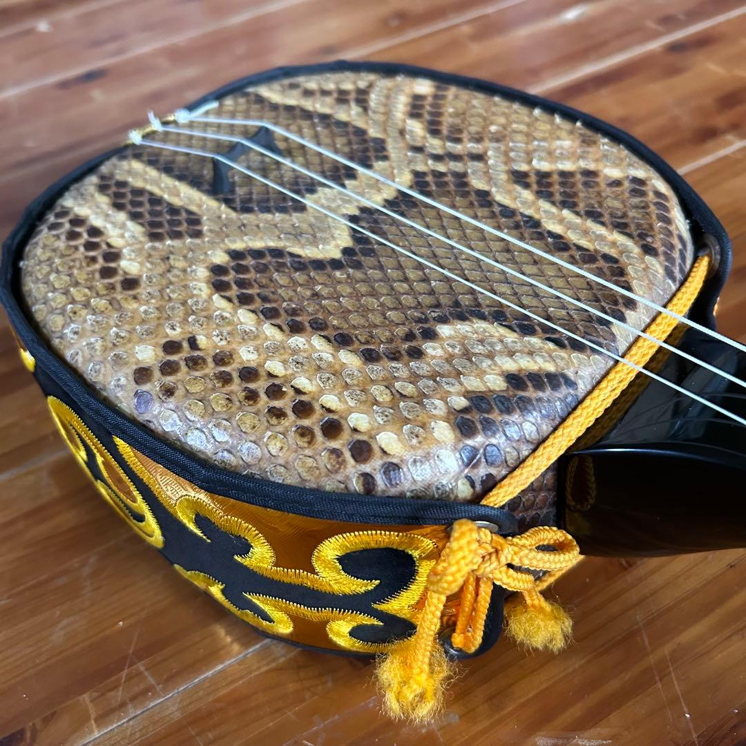 ◼️宮古島から◼️美品！本皮強化張り三線　サンシン　三味線　蛇皮線　沖縄　琉球