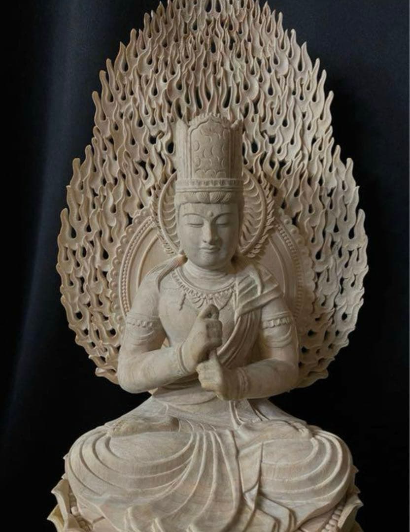 高62cm 井波彫刻 一刀彫り　仏教工芸品　香樟材　木彫仏教　大日如来座像