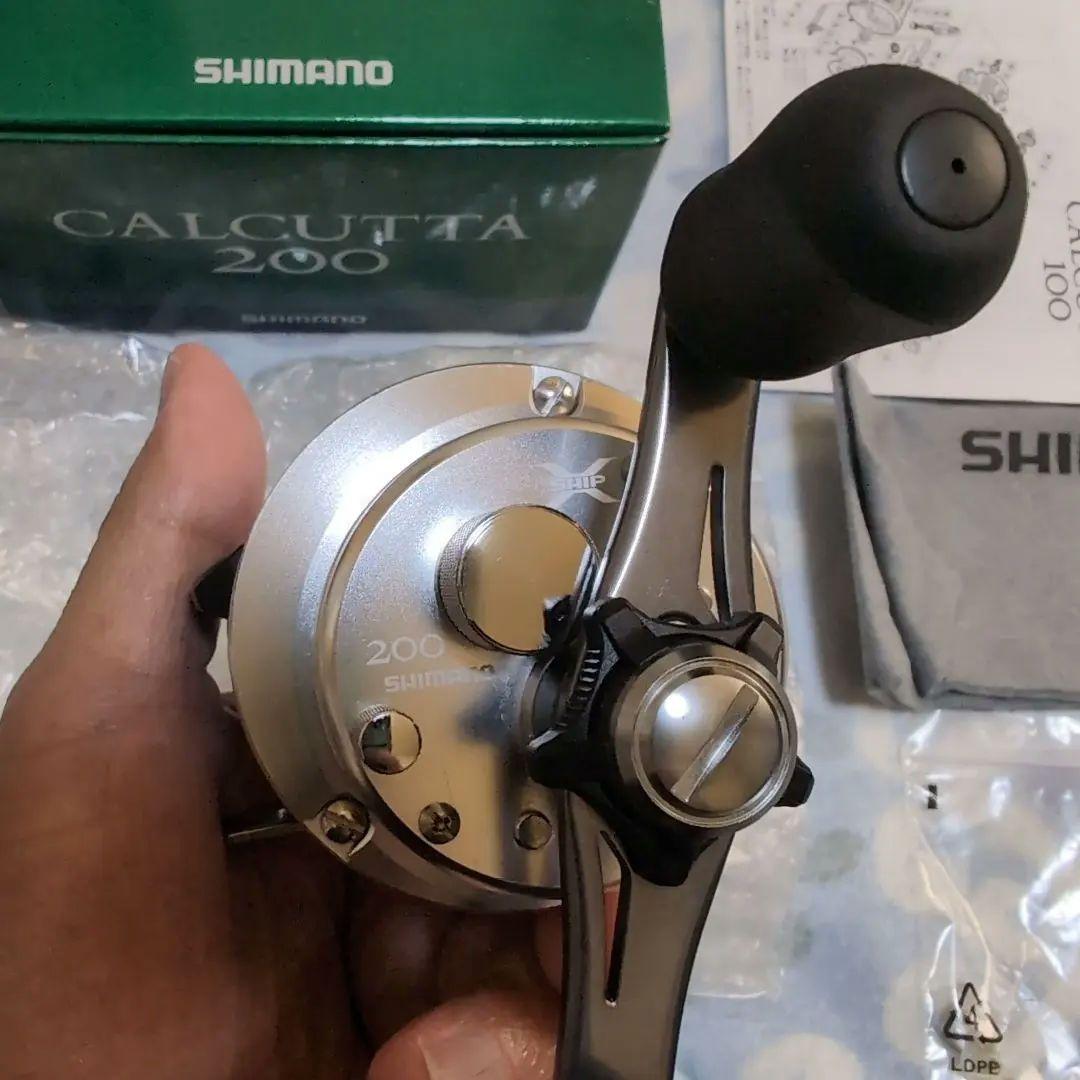 SHIMANO CALCUTTA 200 ベイトリール右巻き②