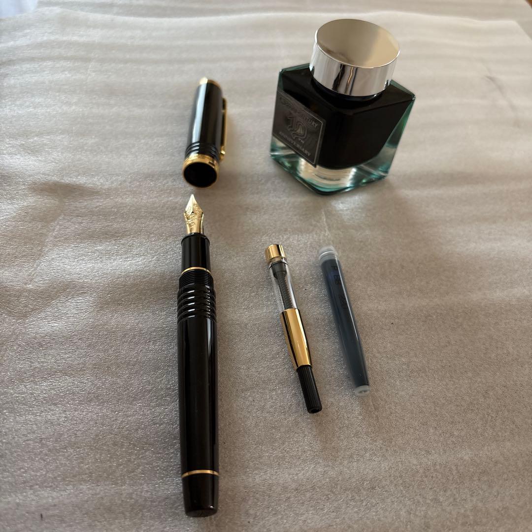 プラチナ万年筆　ディケイド　F字　新品未使用品