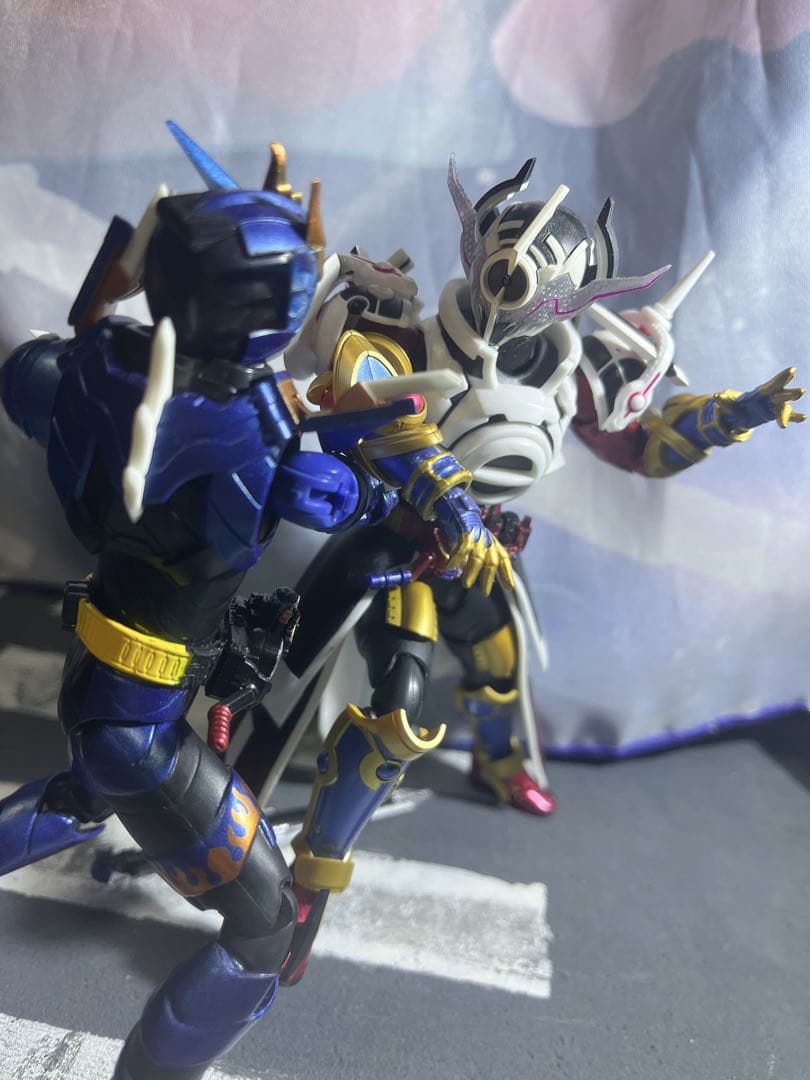 S.H.Figuarts 仮面ライダークローズ　エボル ブラックホール　セット