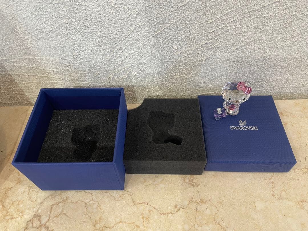 レア　補修あり　スワロフスキー　キティ　ハローキティ　置物　トラベル　旅行