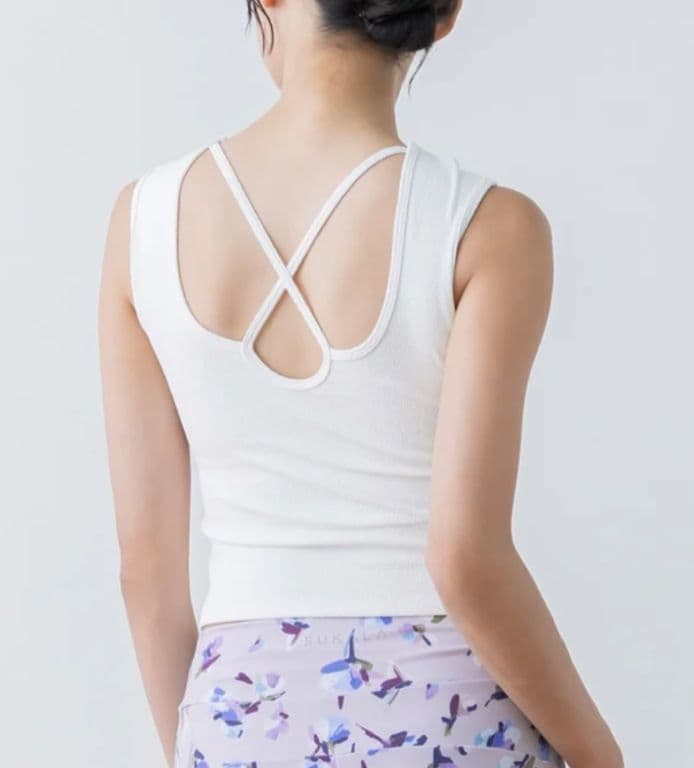 【新品】SUKALA クロスデザインショートタンクトップ白Ｓサイズ