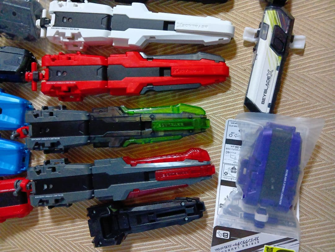 ベイブレードx　ランチャー　ストリングランチャー　サムライカリバー