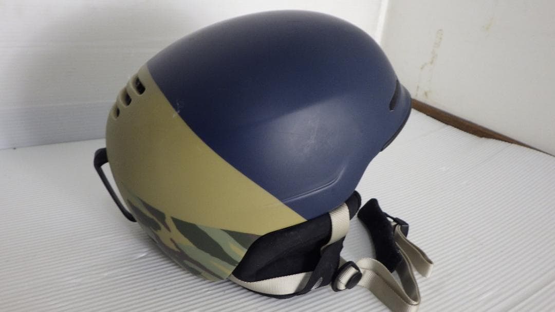 い*う様 694/SMITH MAZE　スノーボード ヘルメット ネイビー/迷彩