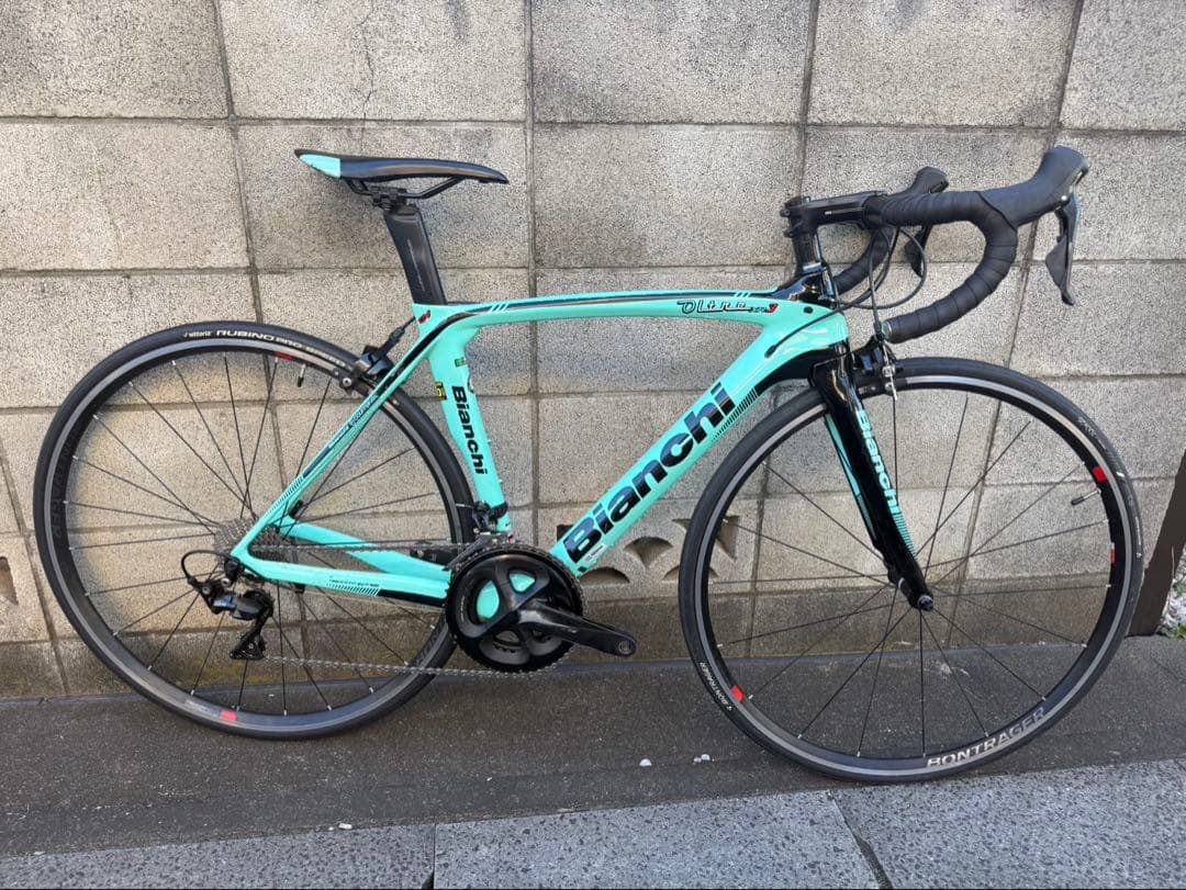 Bianchi OLTRE XR3 ビアンキ ロードバイク　カーボンフレーム