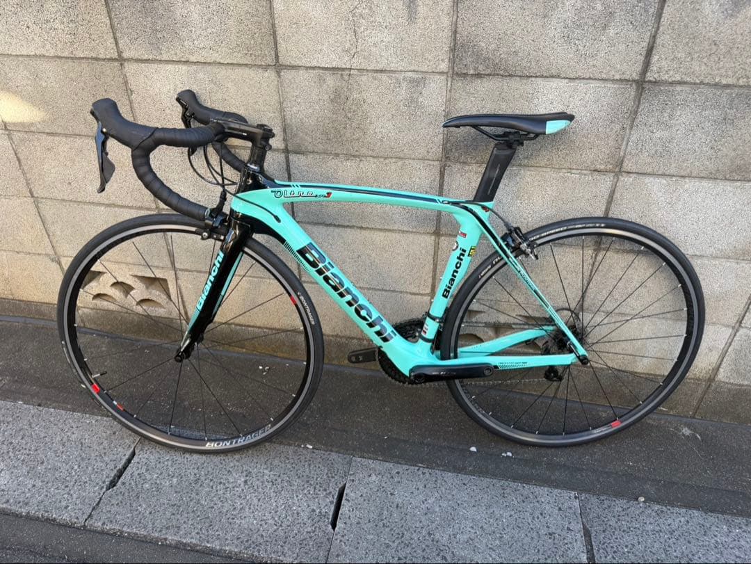 Bianchi OLTRE XR3 ビアンキ ロードバイク　カーボンフレーム