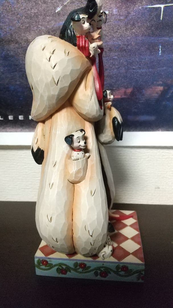 ディズニー　トラディション　101匹わんちゃん クルエラ　フィギュア　希少