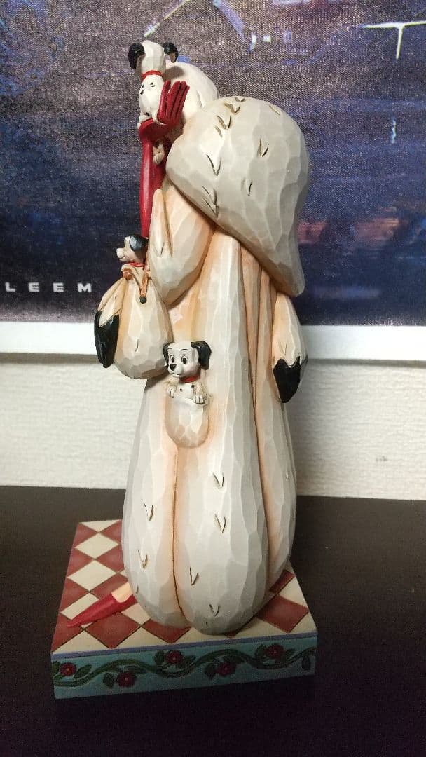 ディズニー　トラディション　101匹わんちゃん クルエラ　フィギュア　希少