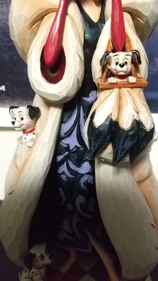 ディズニー　トラディション　101匹わんちゃん クルエラ　フィギュア　希少