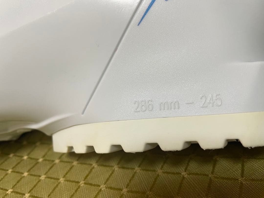 スキーブーツ女性用　エントリーモデル　LANGE 1回のみ使用