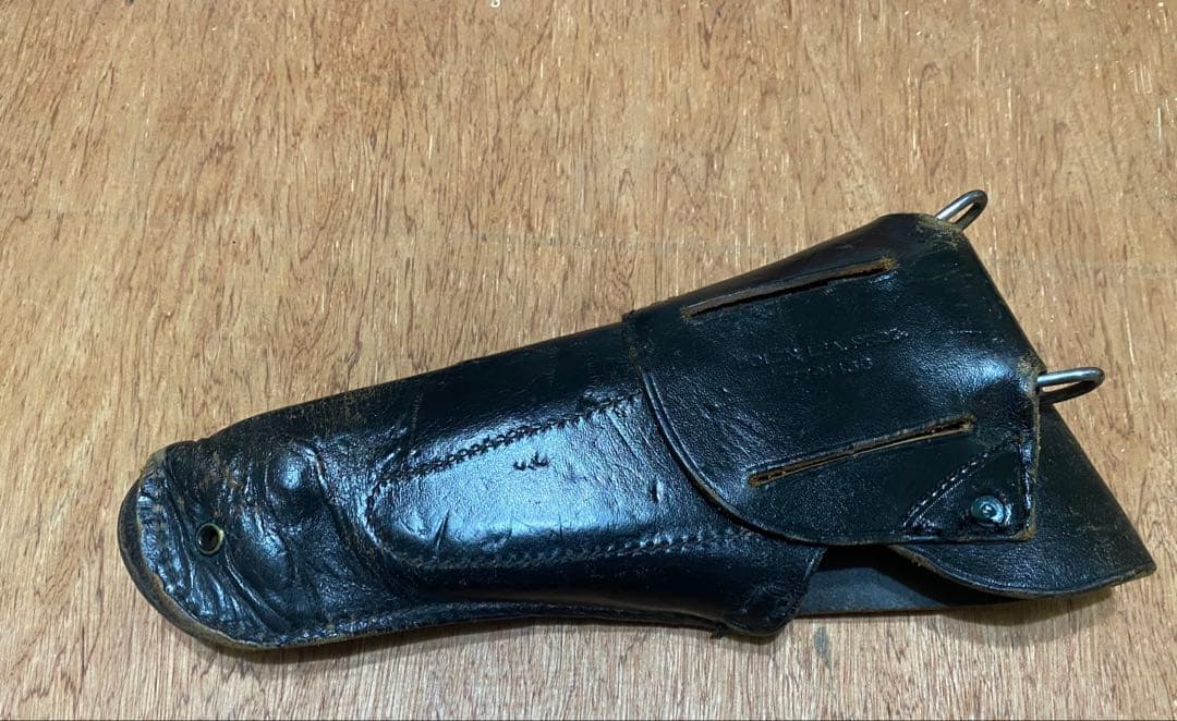 米軍放出品　実物中古レザーホルスター