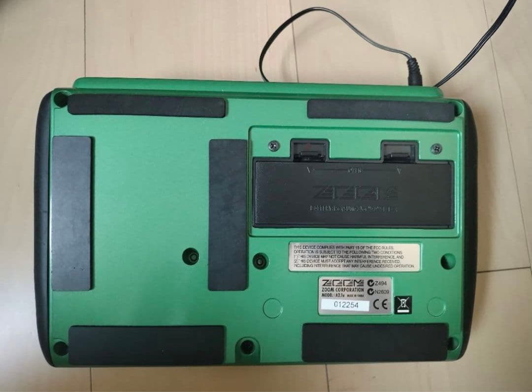 【ヨッシー】zoom A2.1u アコースティックギター　エフェクター