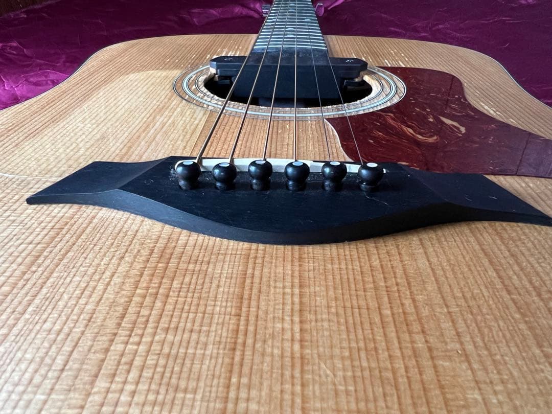 Taylor 110e テイラー エレアコ　fishmanピックアップ美品