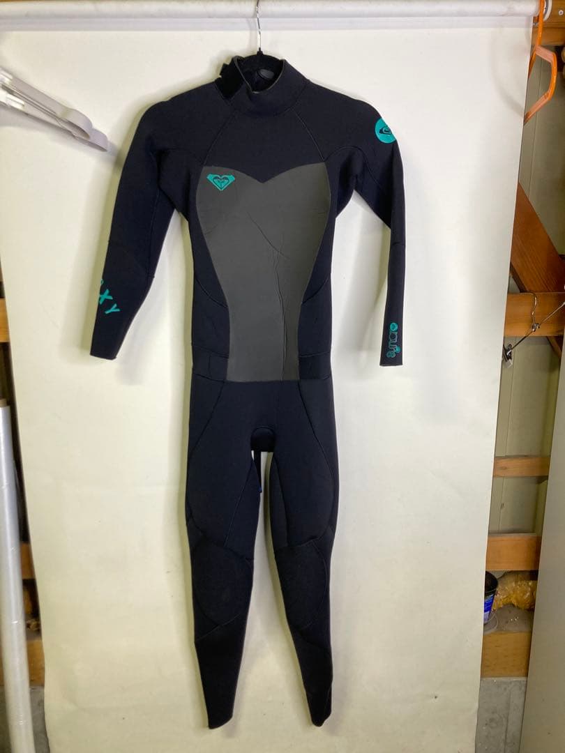 ロキシー フルスーツ シンクロ4mm/3mm レディース　4号　160㌢/50㌕