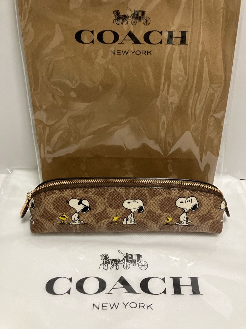 coach スヌーピー コラボ　ペンケース