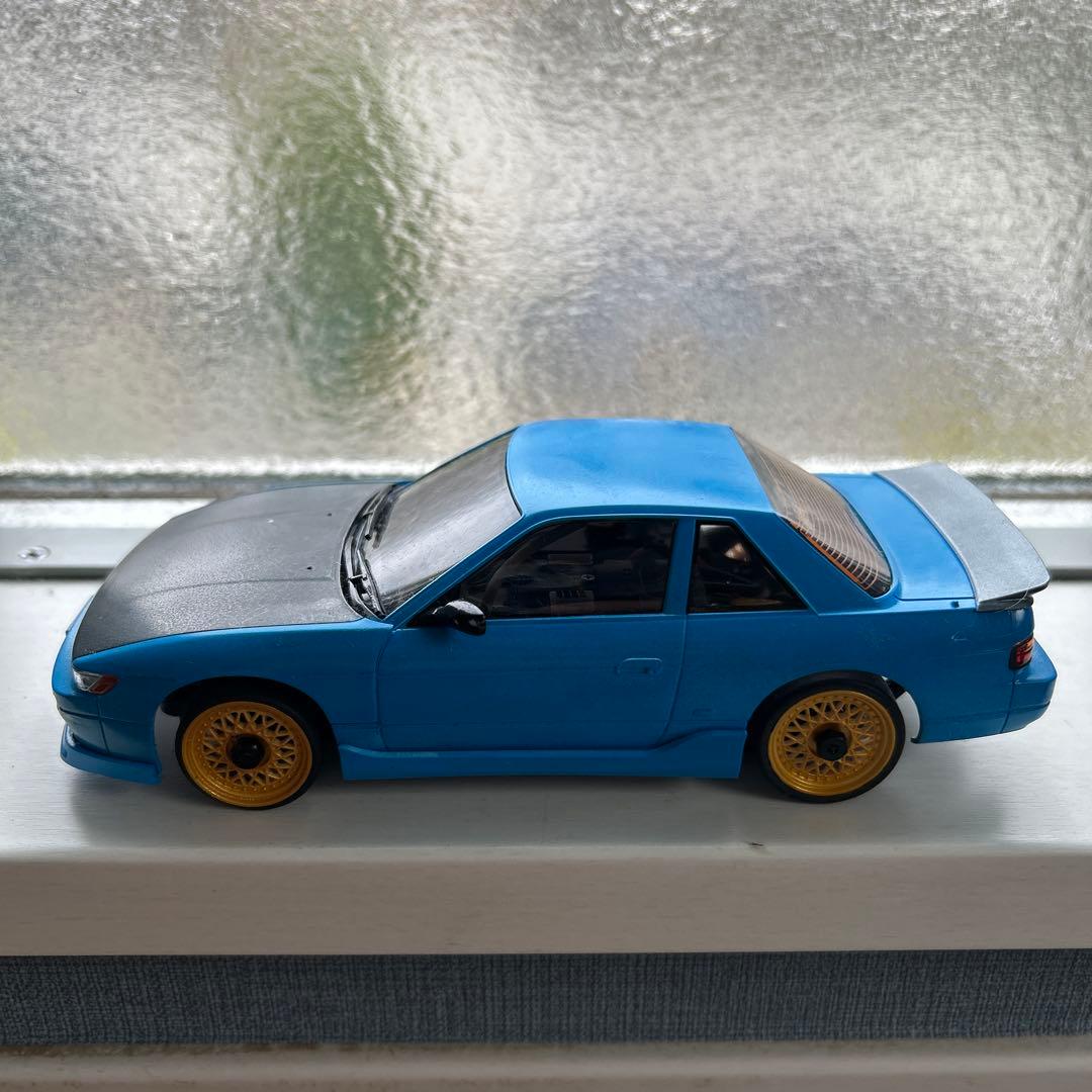 京商　ミニッツAWD シャシ＋ボディ