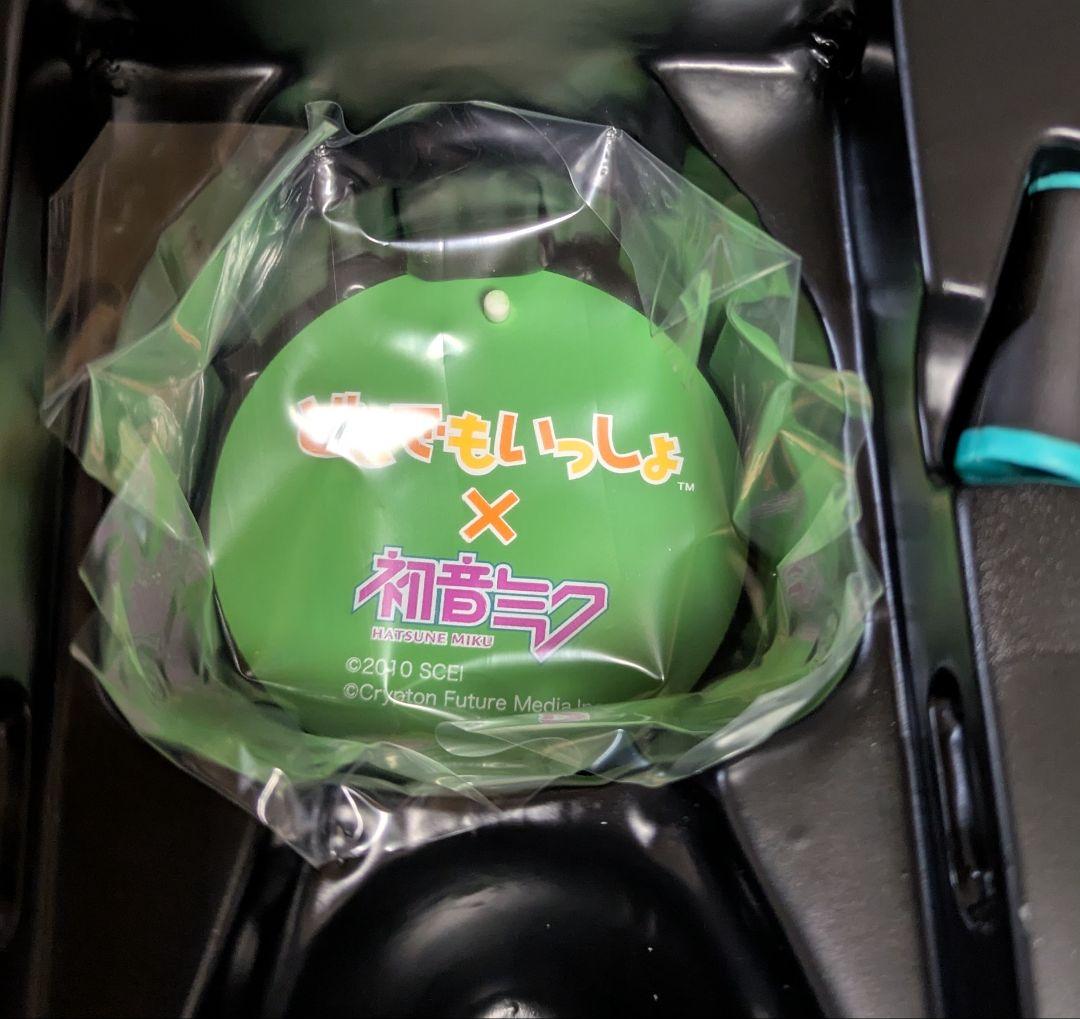 リボルテック どこでもいっしょ 初音ミクver. トロ クロ