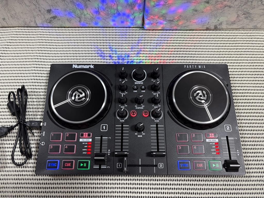 【美品】 Numark PARTY MIX DJコントローラー 動作品