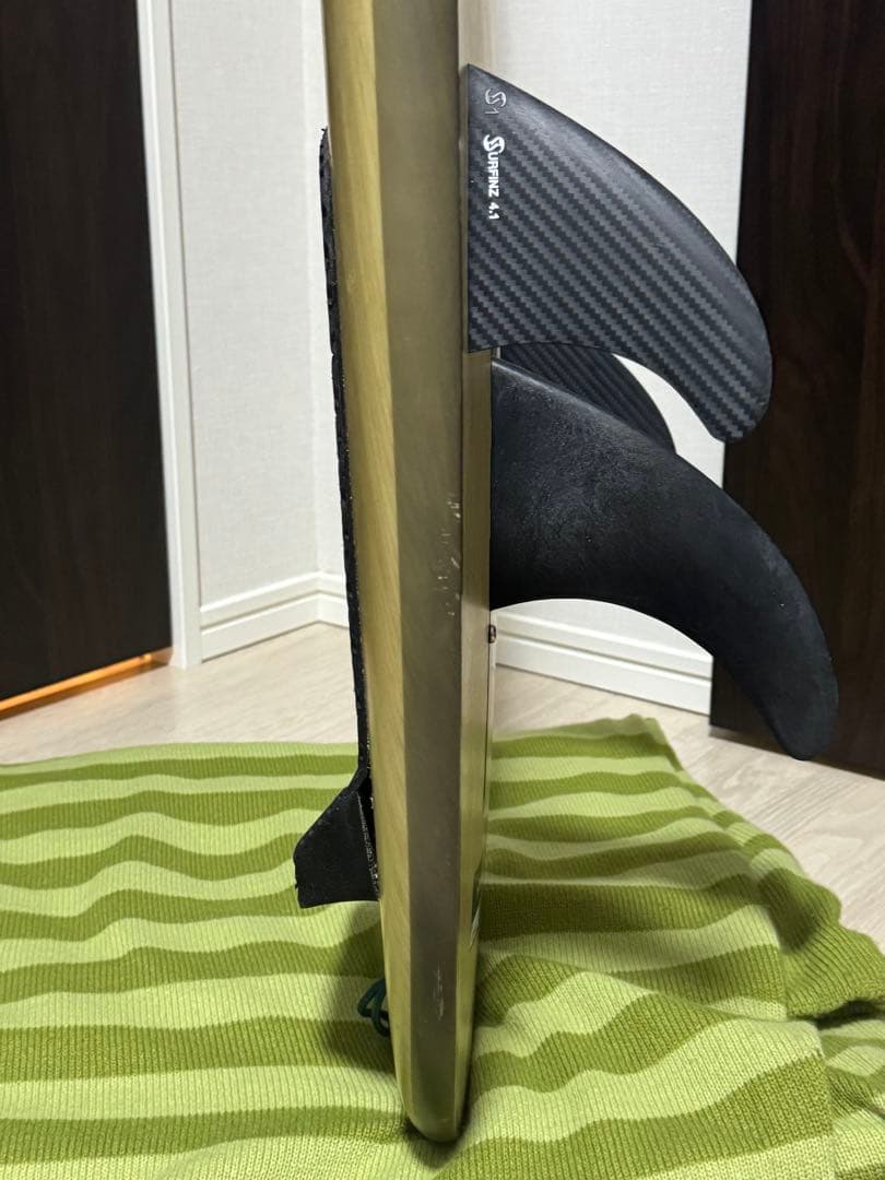 スリーウェザー　7’2” ミッドレングス　ハッピーターン　フィン、ケース付き