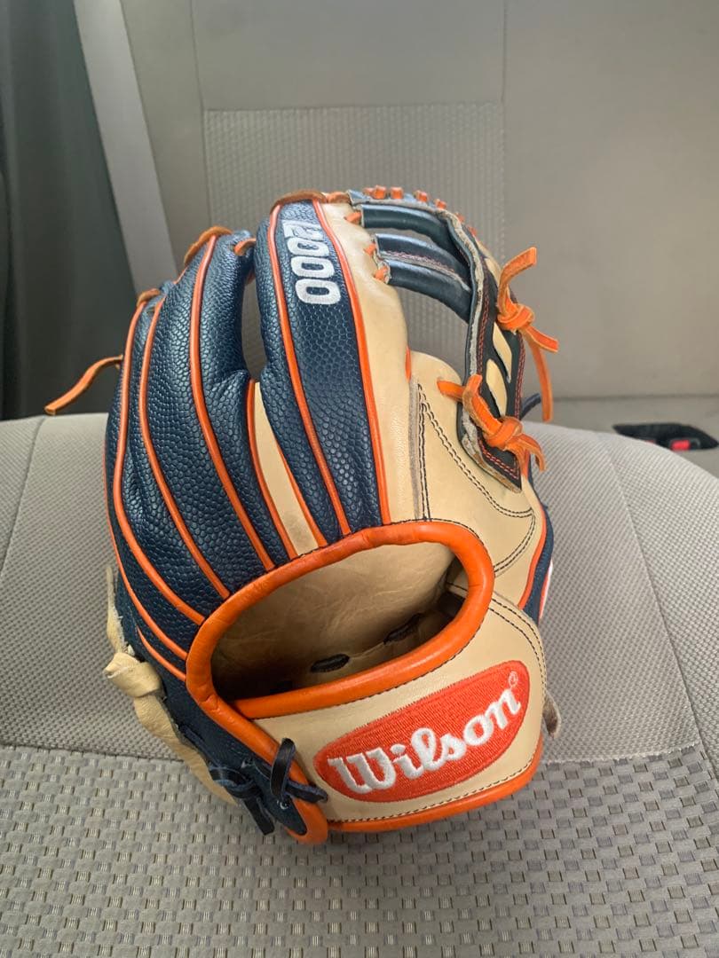 Wilson 硬式グローブ ベージュ/オレンジ