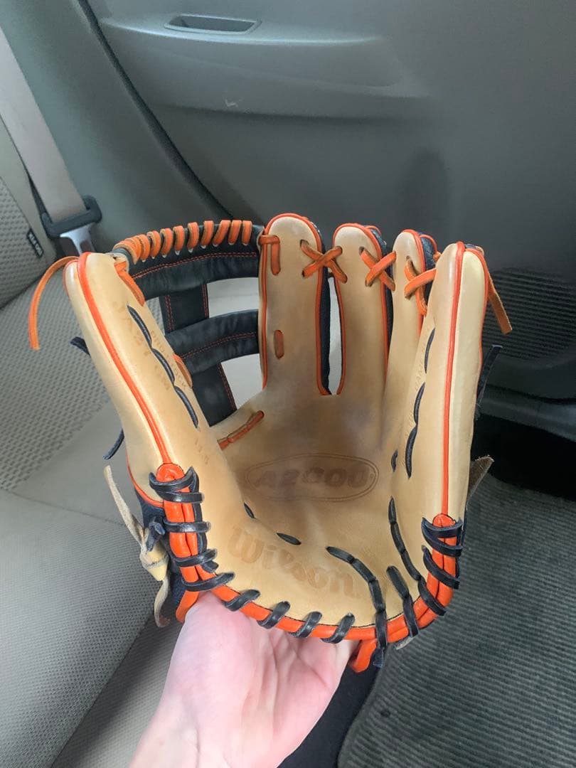 Wilson 硬式グローブ ベージュ/オレンジ