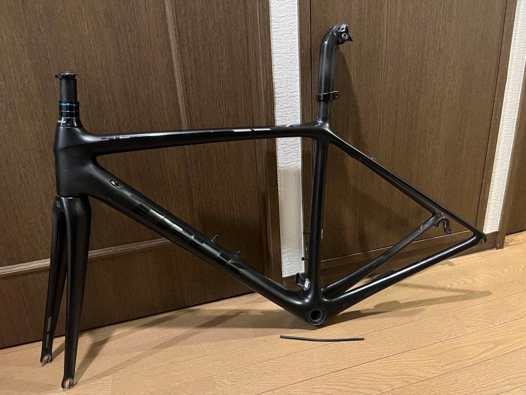 トレック TREK エモンダ EMONDA SL カーボン フレーム　難あり