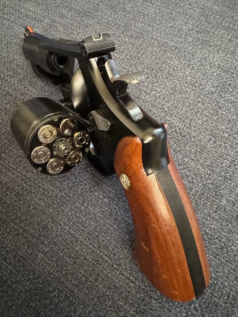 タナカ　ガスガン 44マグナム パフォーマンスセンター木製グリップ 付き