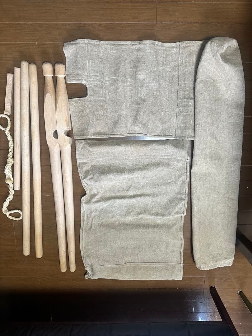 クヌッセン　saw chair