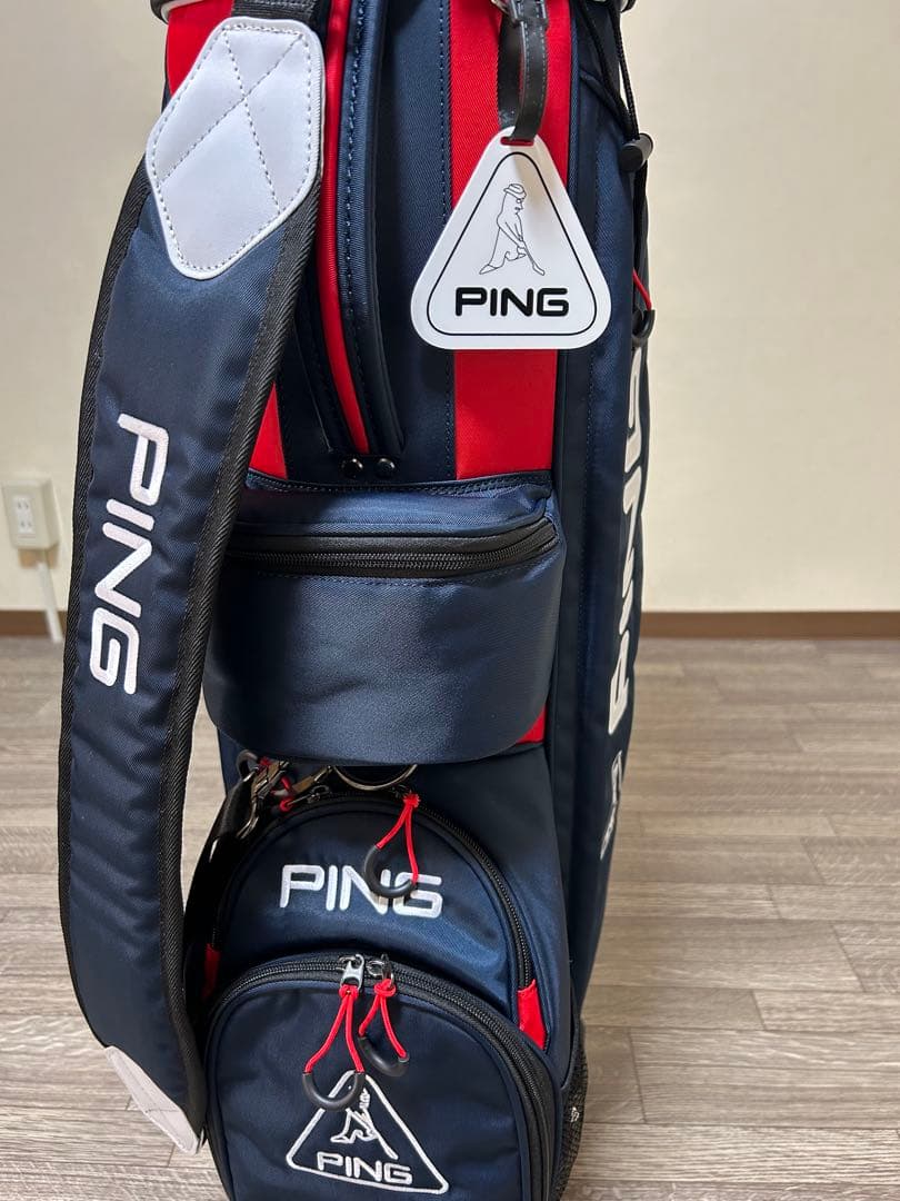 PING キャディバッグ キャスター付　トリコロールカラー　未使用品