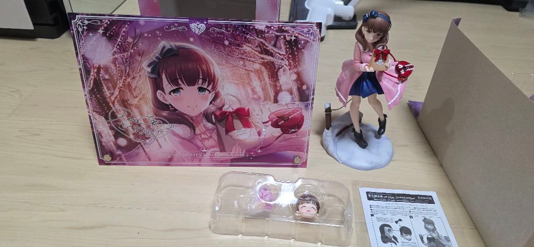 アイドルマスター　佐久間まゆ限定版プレート付きフィギュア